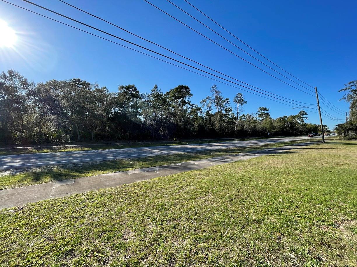 3124 LAKE HELEN OSTEEN RD, DELTONA, FL — photo 2
