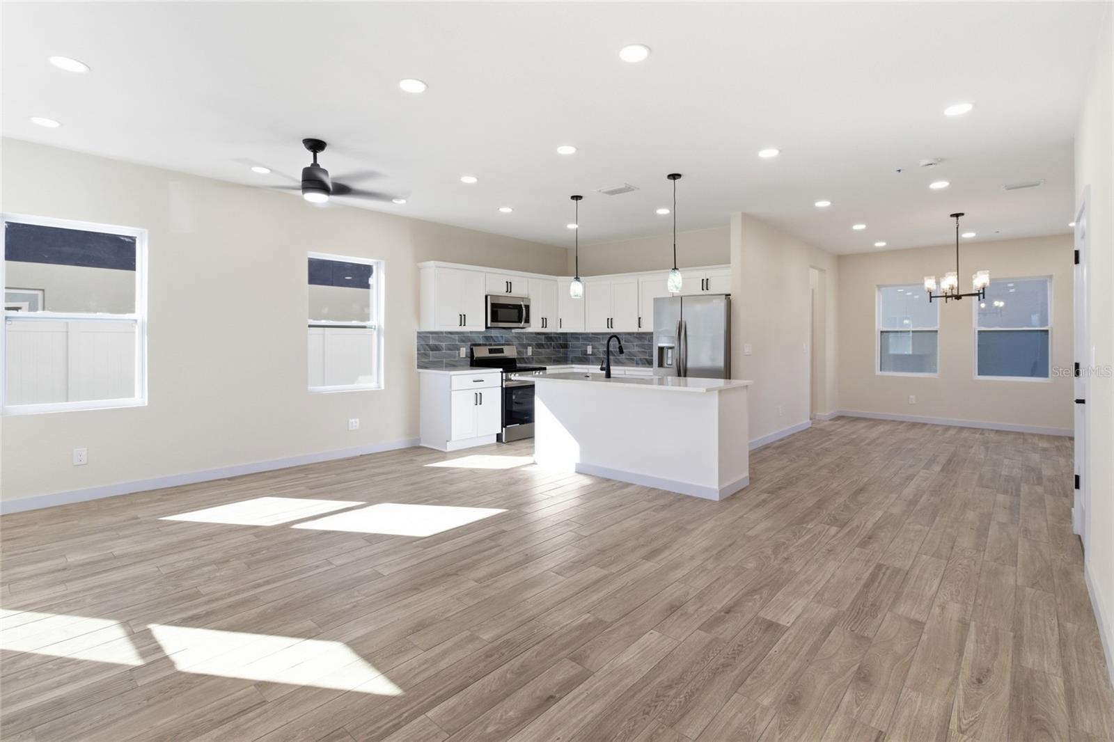 4755 11TH AVE S, ST PETERSBURG, FL — photo 12