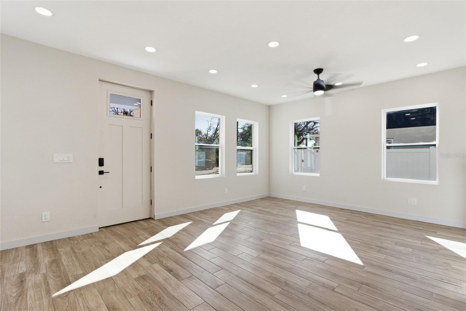 4755 11TH AVE S, ST PETERSBURG, FL — photo 19