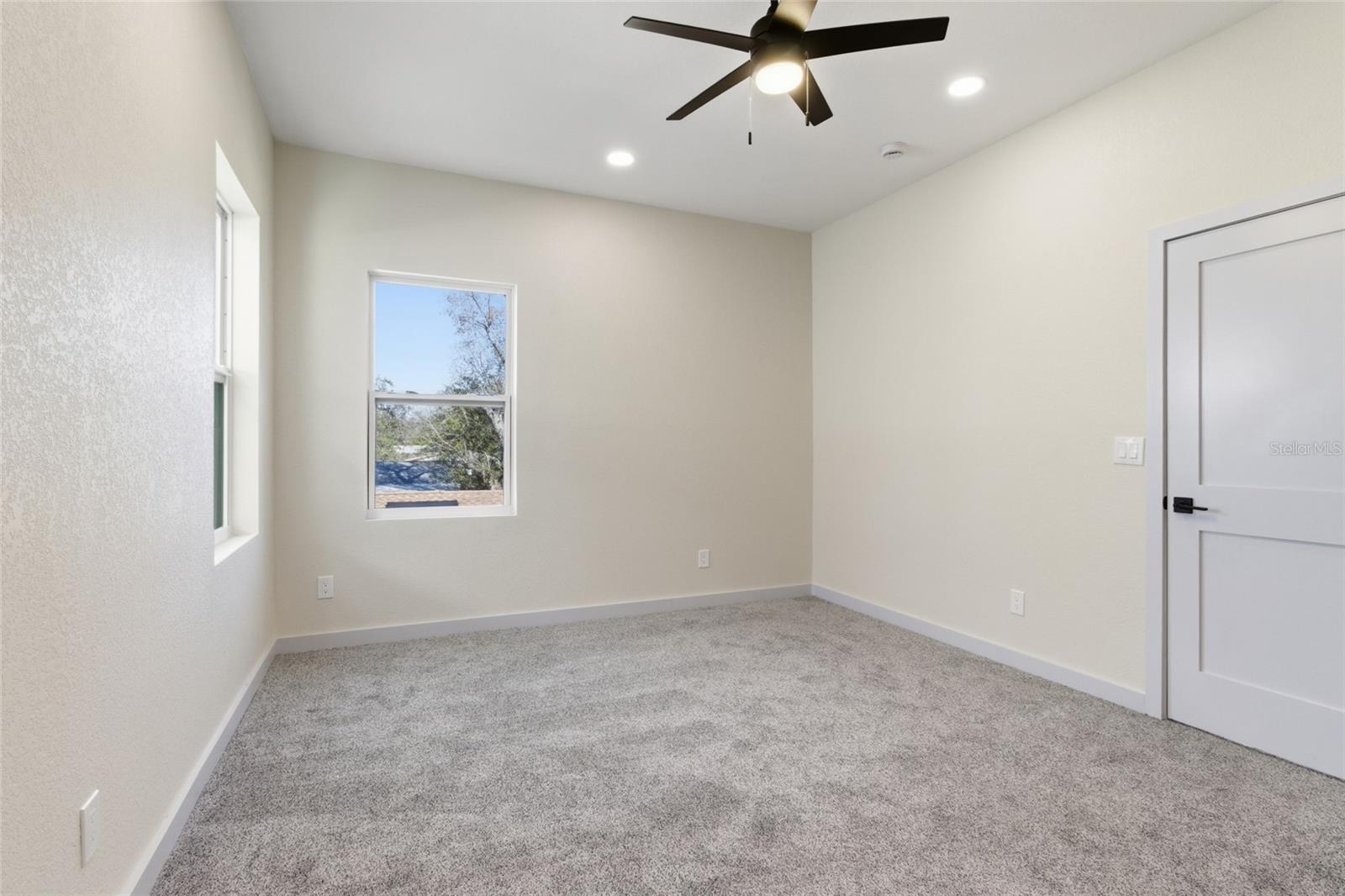 4755 11TH AVE S, ST PETERSBURG, FL — photo 27