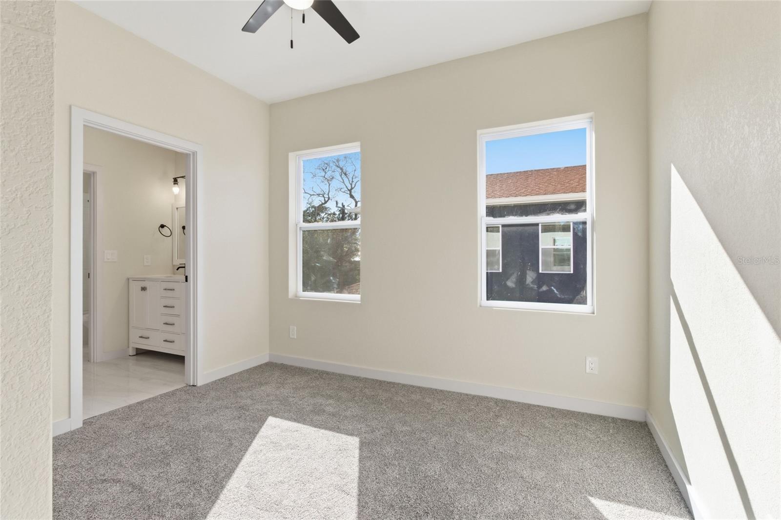 4755 11TH AVE S, ST PETERSBURG, FL — photo 30