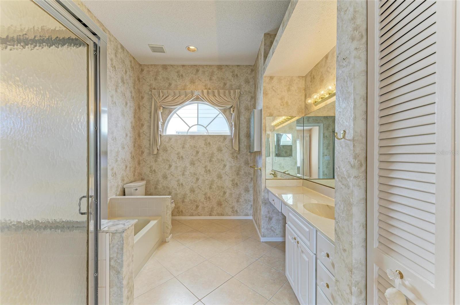 4227 PLACID DR, SARASOTA, FL — photo 23