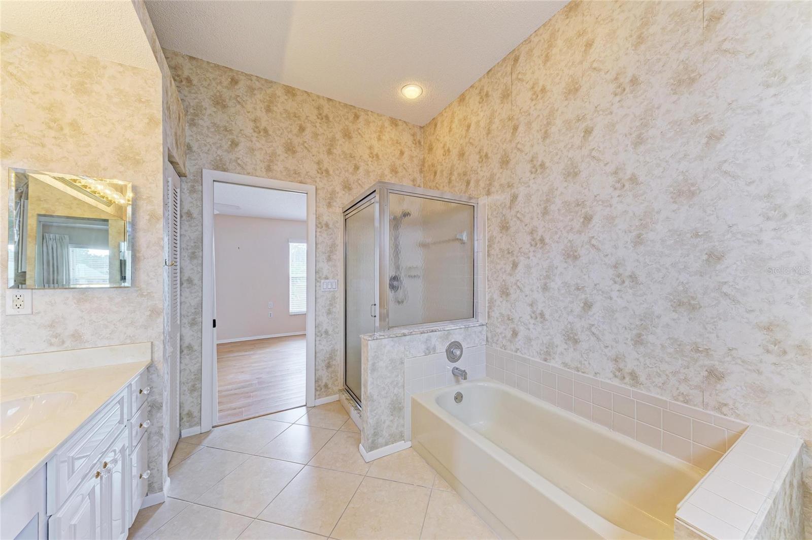 4227 PLACID DR, SARASOTA, FL — photo 26