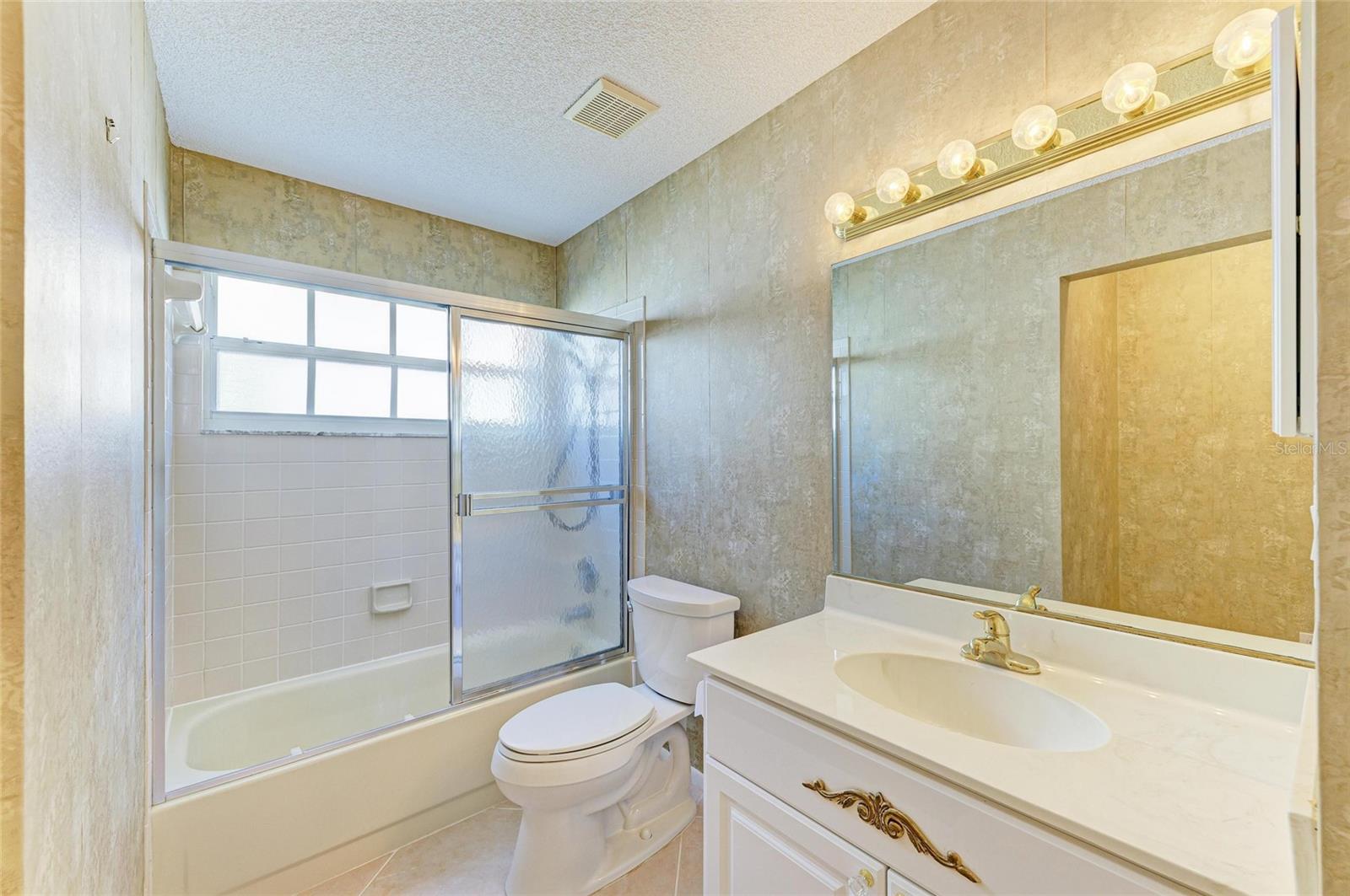 4227 PLACID DR, SARASOTA, FL — photo 32