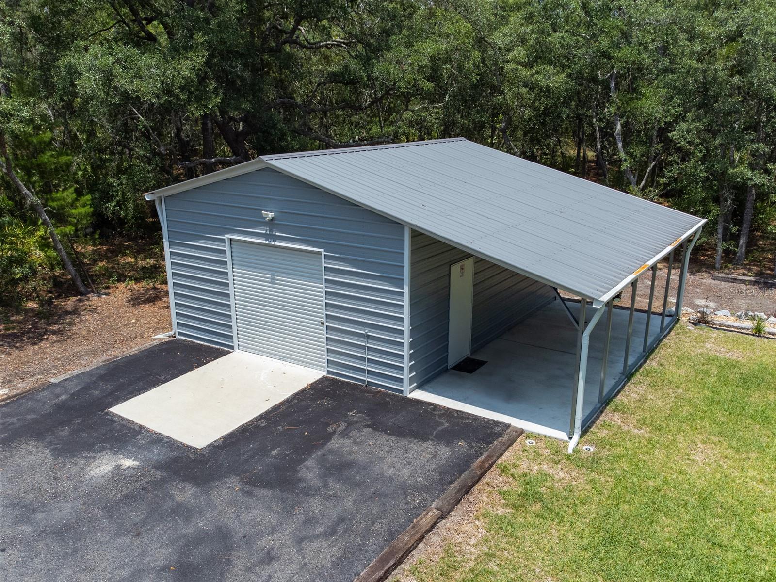 7039 S STRAIGHT AVE, HOMOSASSA, FL — photo 3