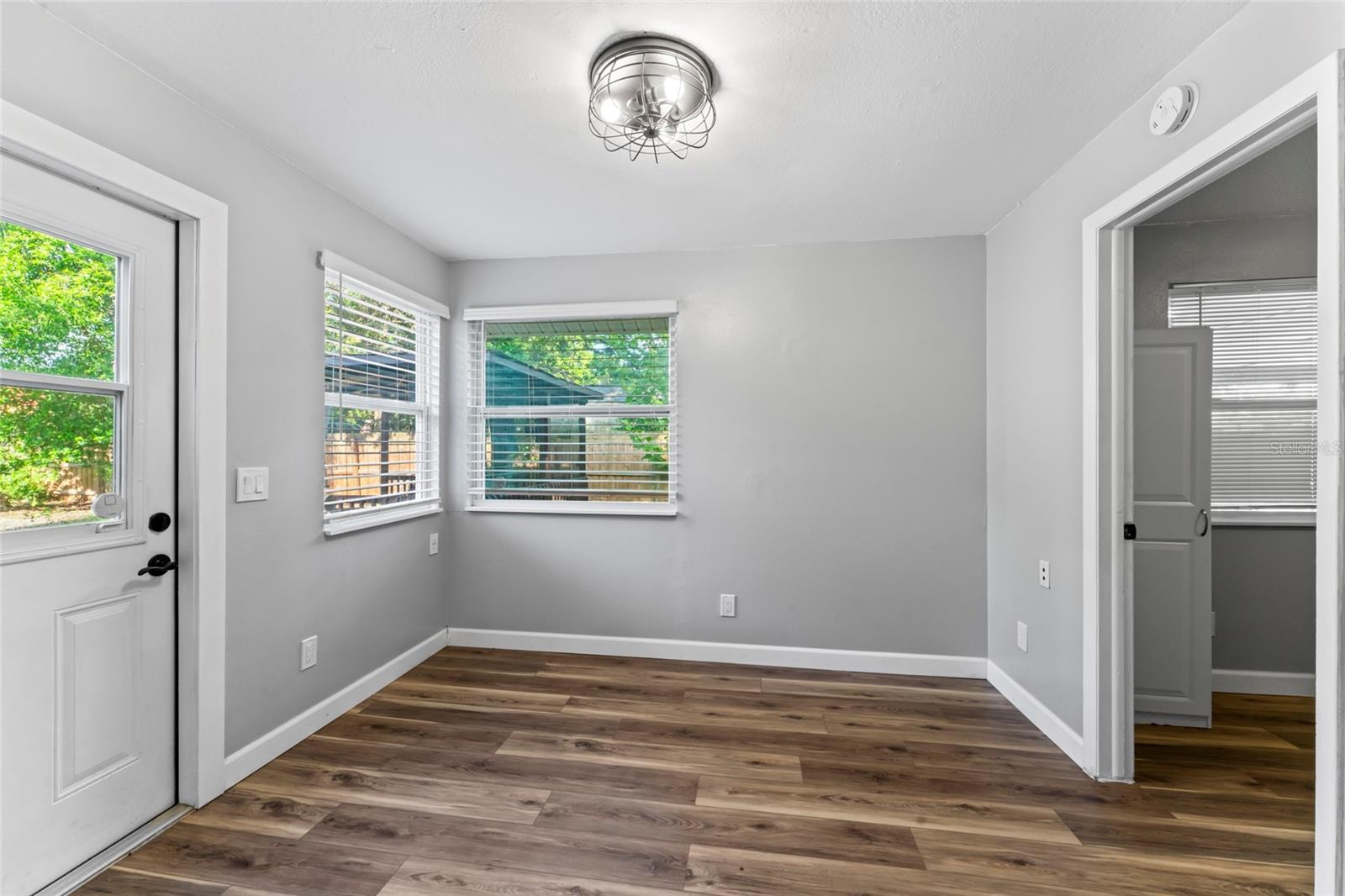 1127 WYATT ST N, CLEARWATER, FL — photo 21