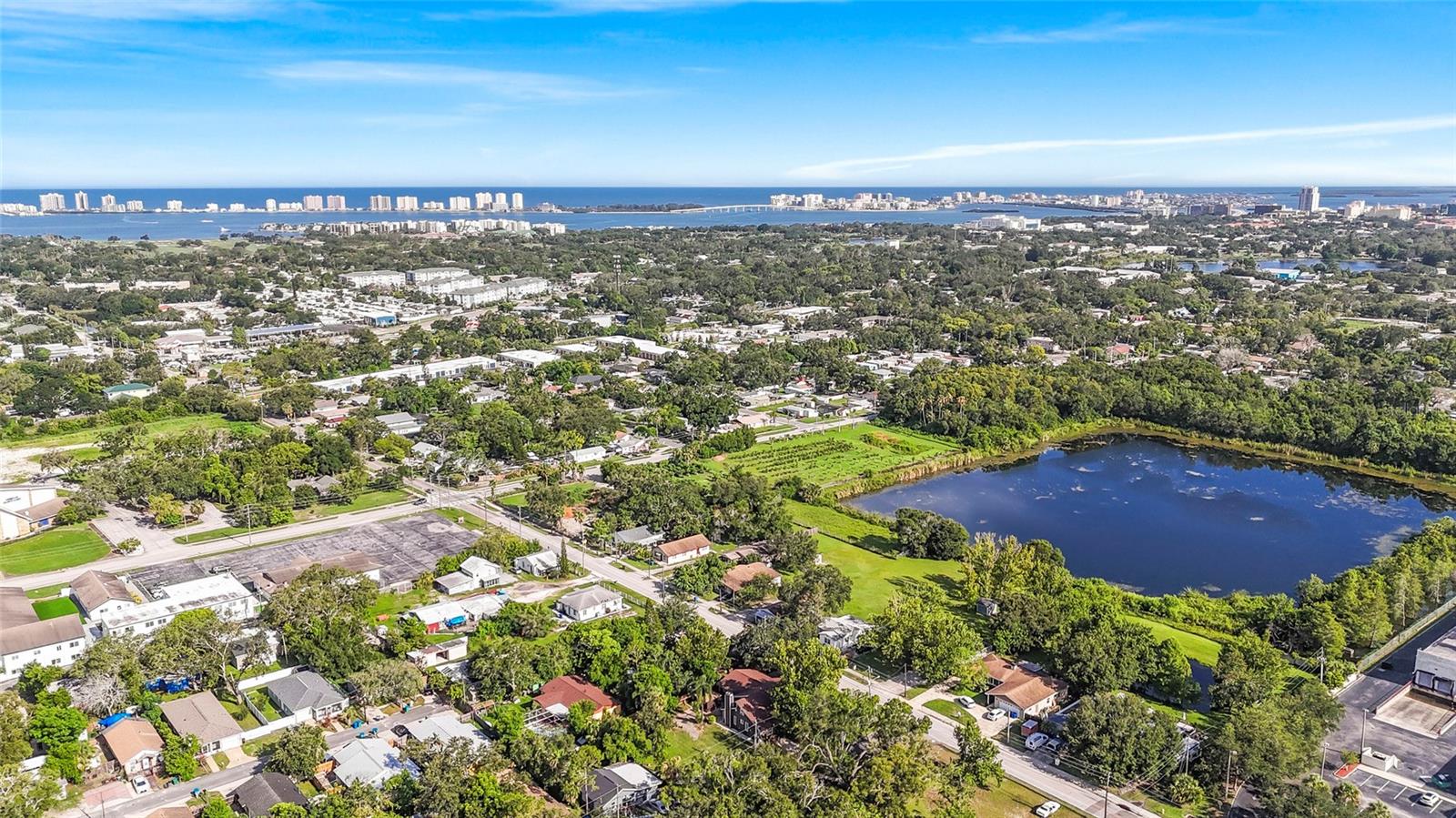 1127 WYATT ST N, CLEARWATER, FL — photo 41