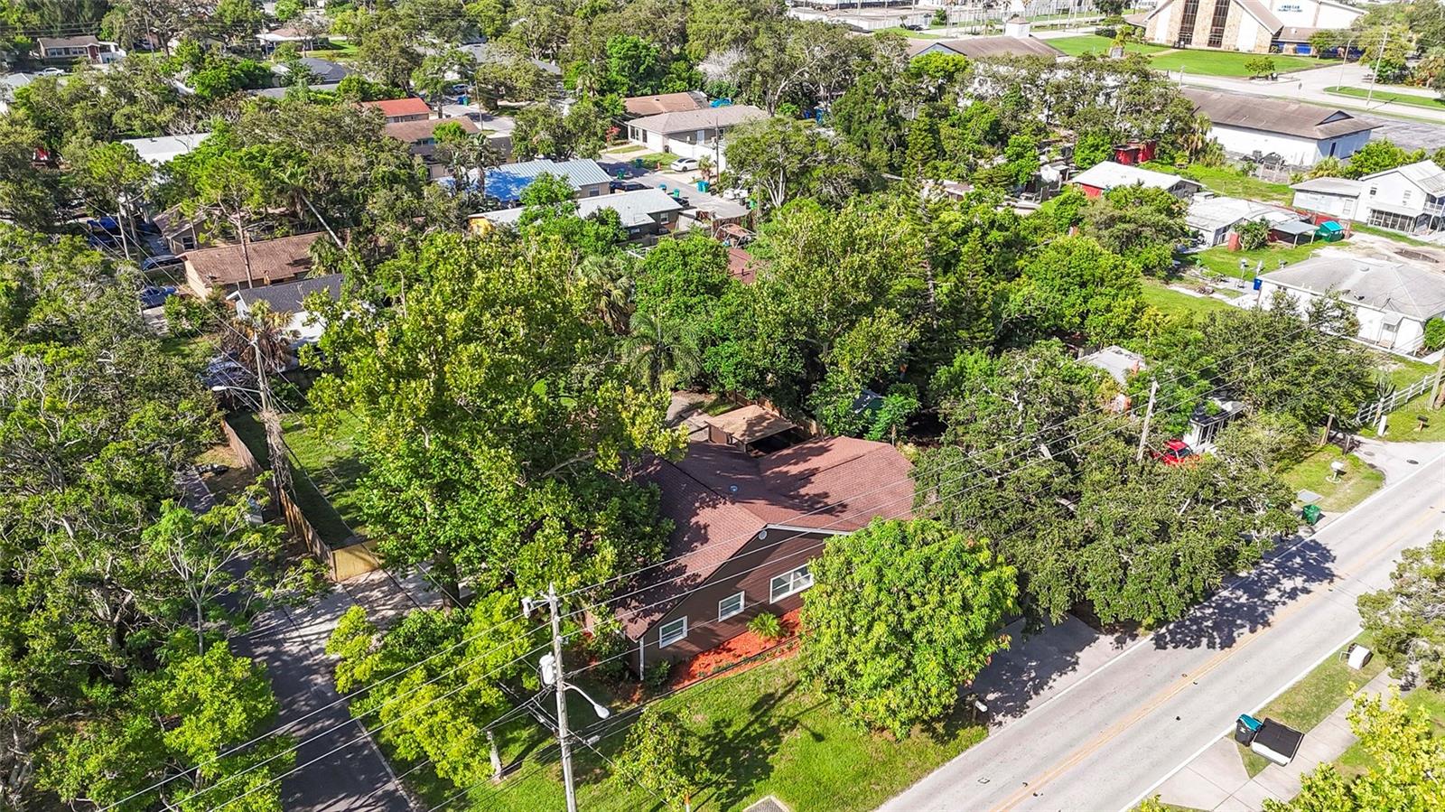 1127 WYATT ST N, CLEARWATER, FL — photo 42