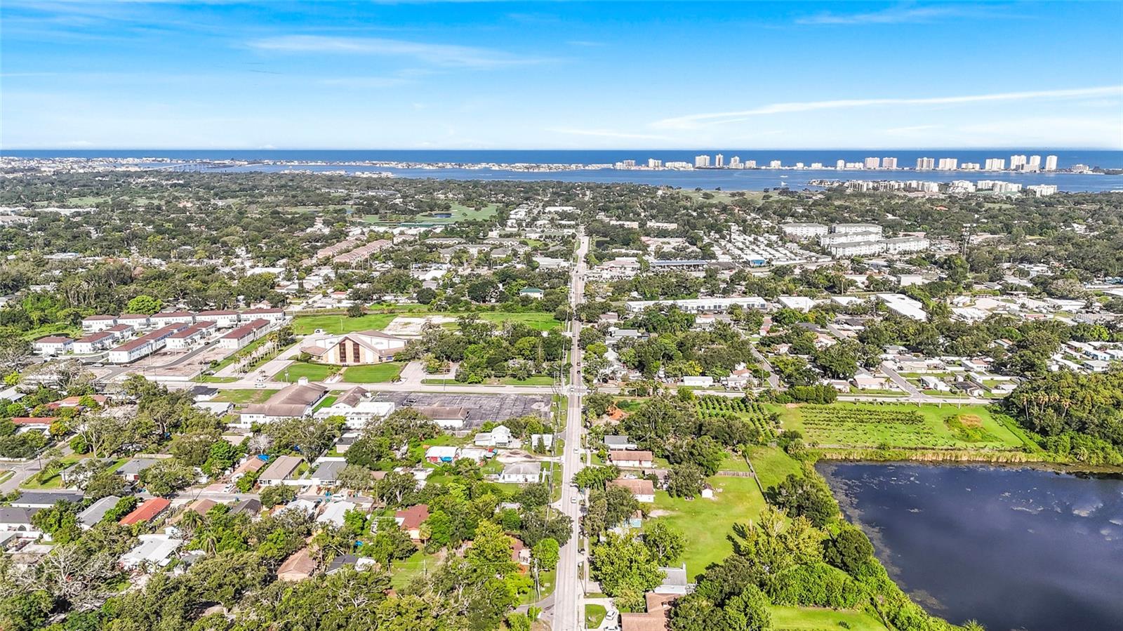1127 WYATT ST N, CLEARWATER, FL — photo 52