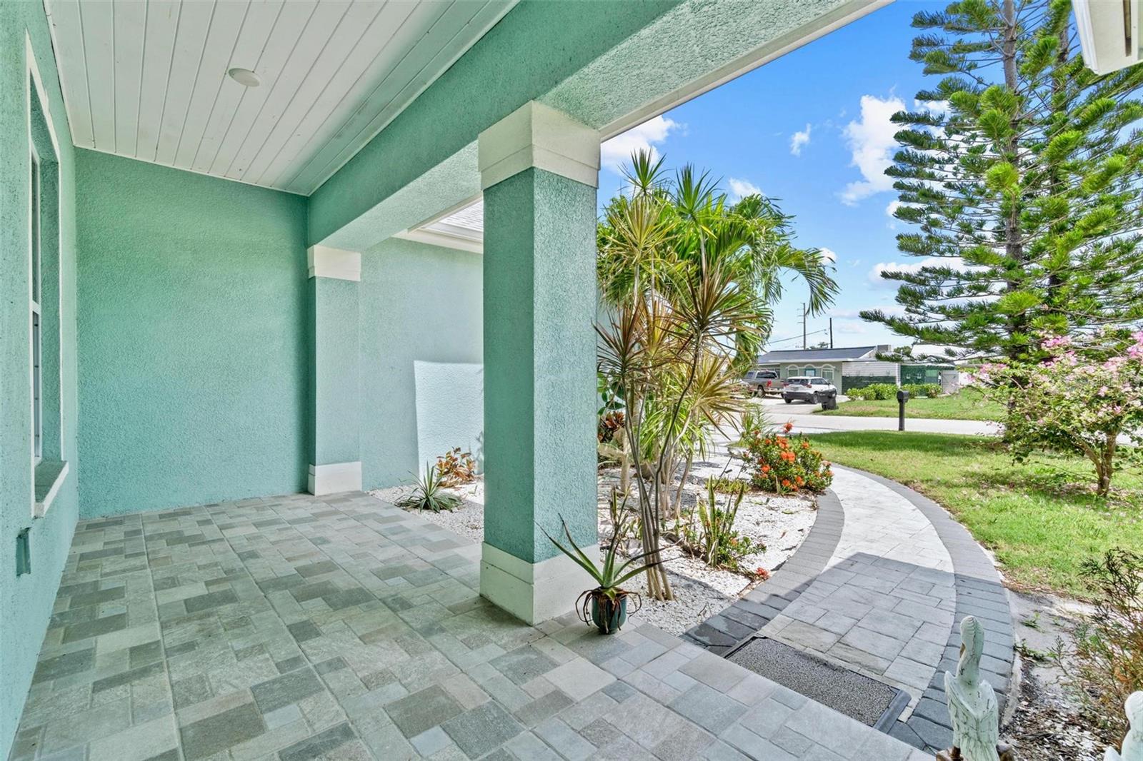 716 LAUREL AVE, VENICE, FL — photo 4