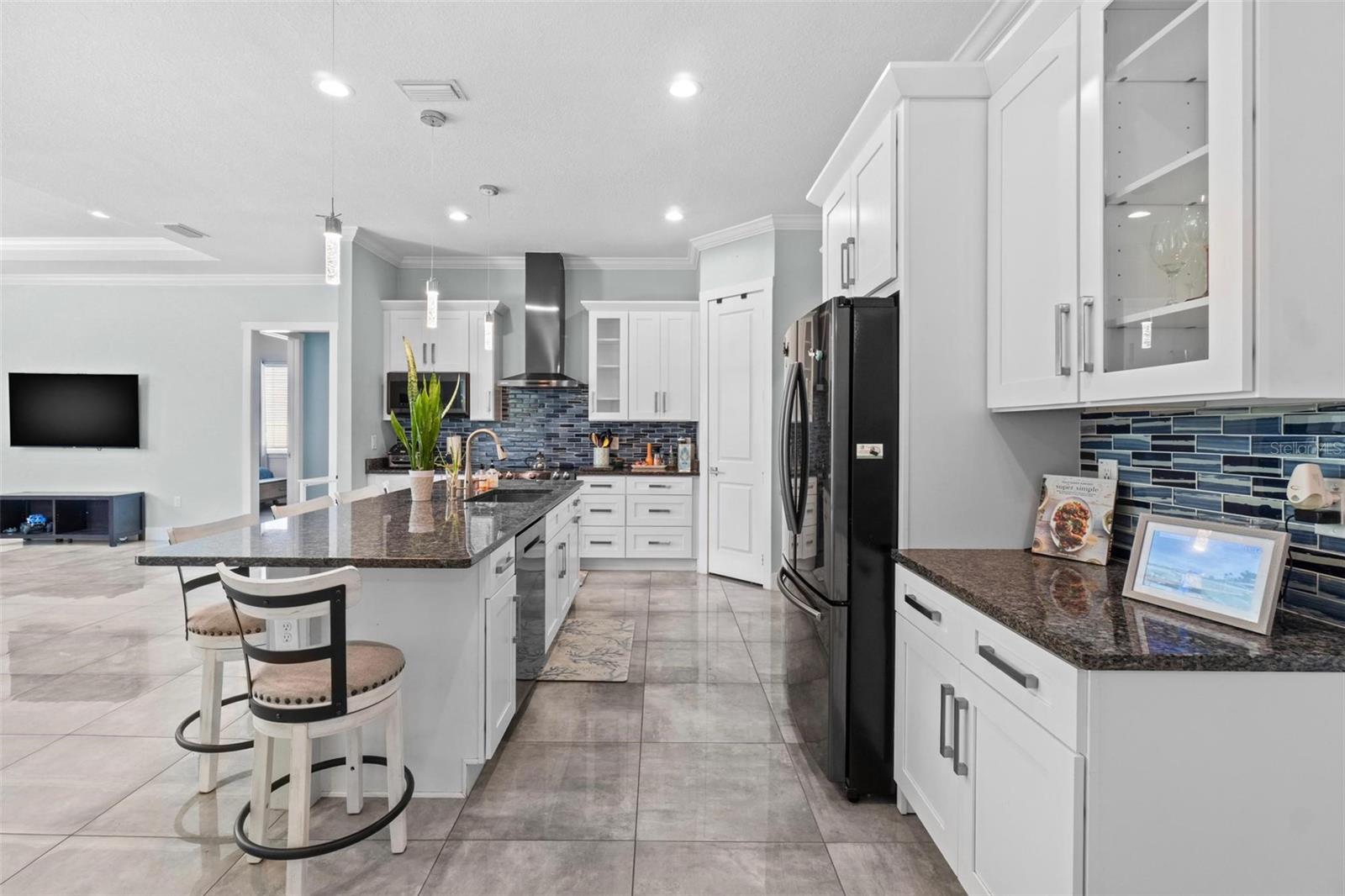 716 LAUREL AVE, VENICE, FL — photo 9