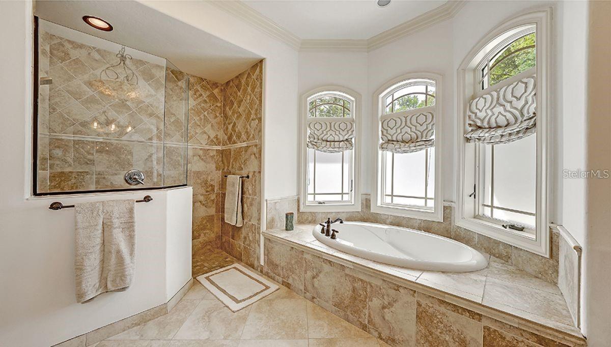 1725 BONITA CT, SARASOTA, FL — photo 40