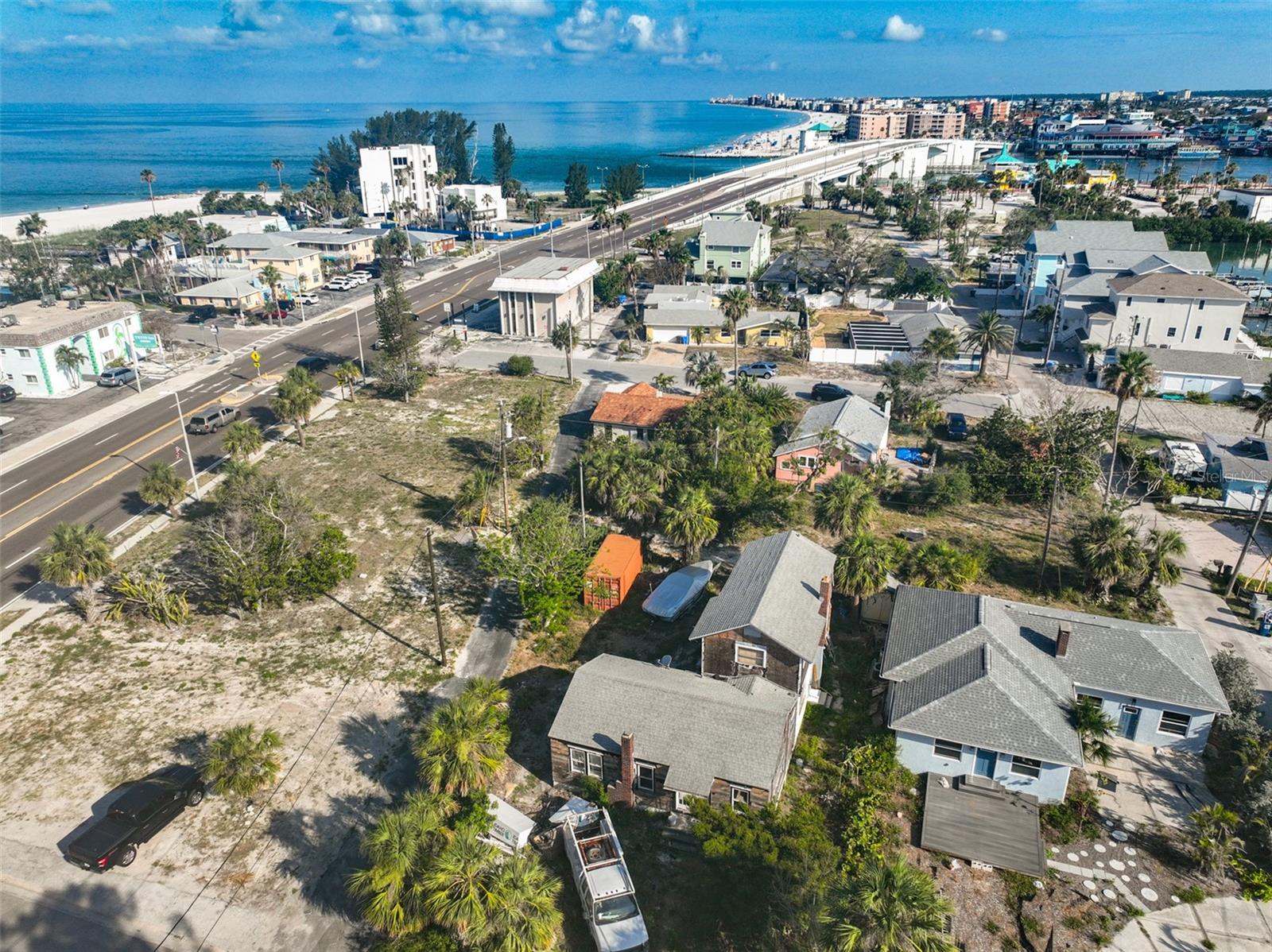 108 125TH AVE, TREASURE ISLAND, FL — photo 2