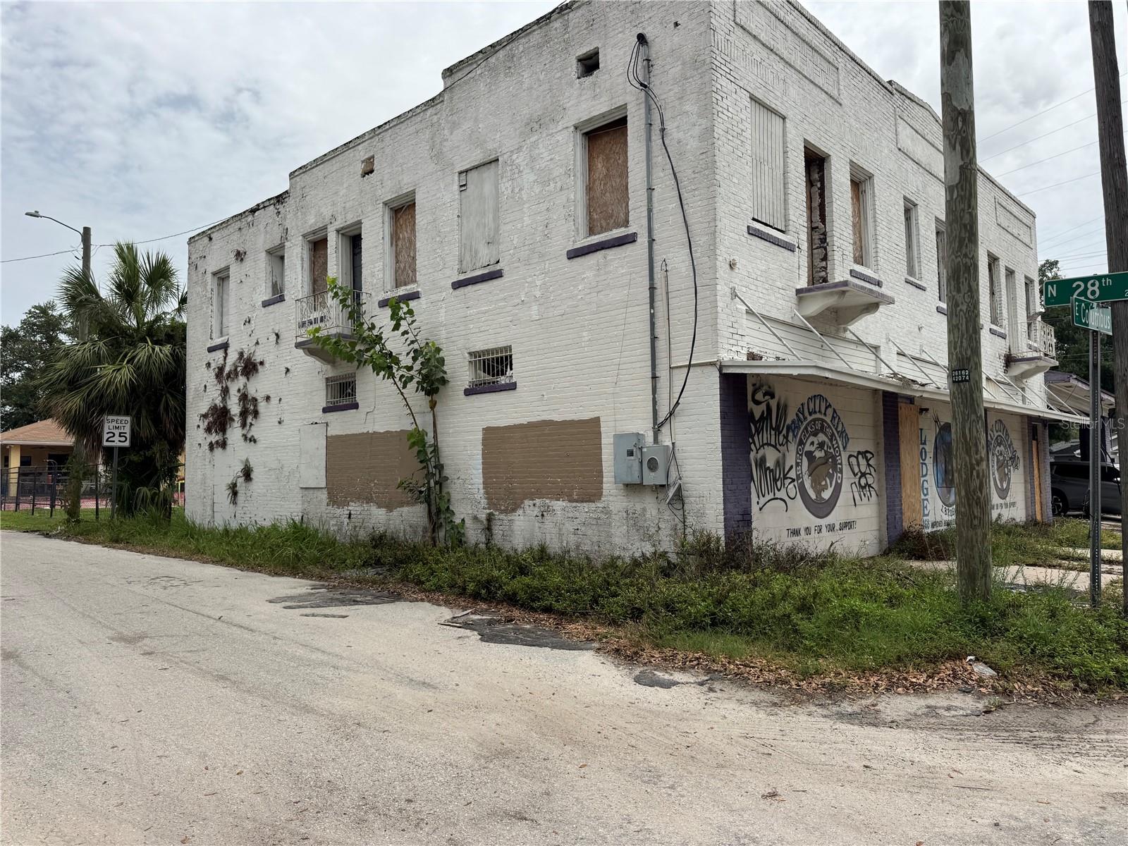 2804 E COLUMBUS DR, TAMPA, FL — photo 5