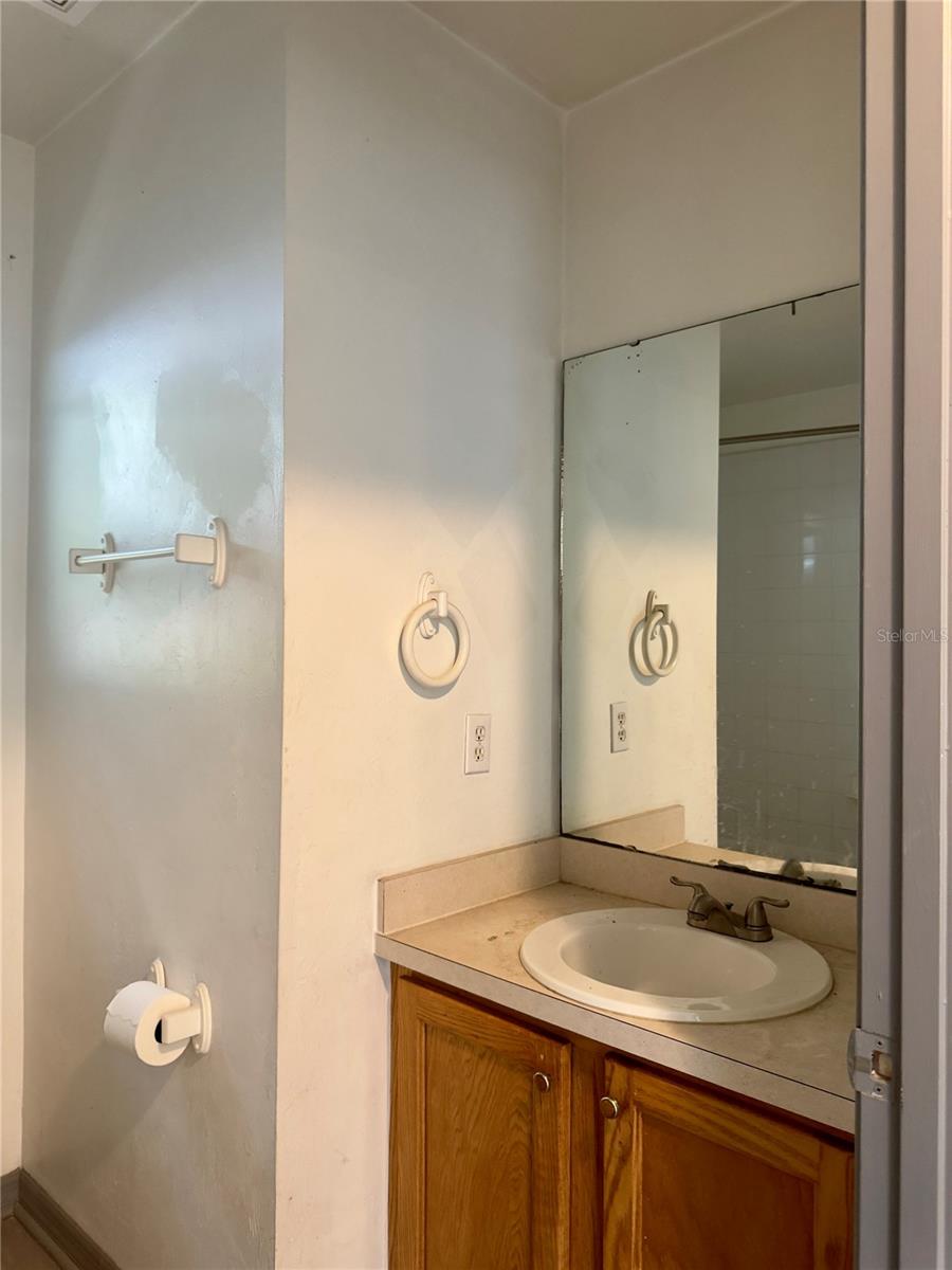 930 NE 14TH AVE, TRENTON, FL — photo 32
