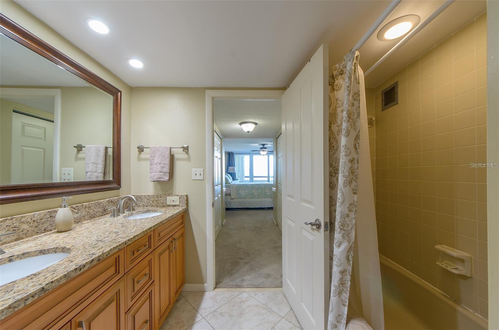 1460 GULF BLVD #1105, CLEARWATER BEACH, FL — photo 18