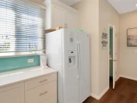 535 FOREST WAY — photo 21