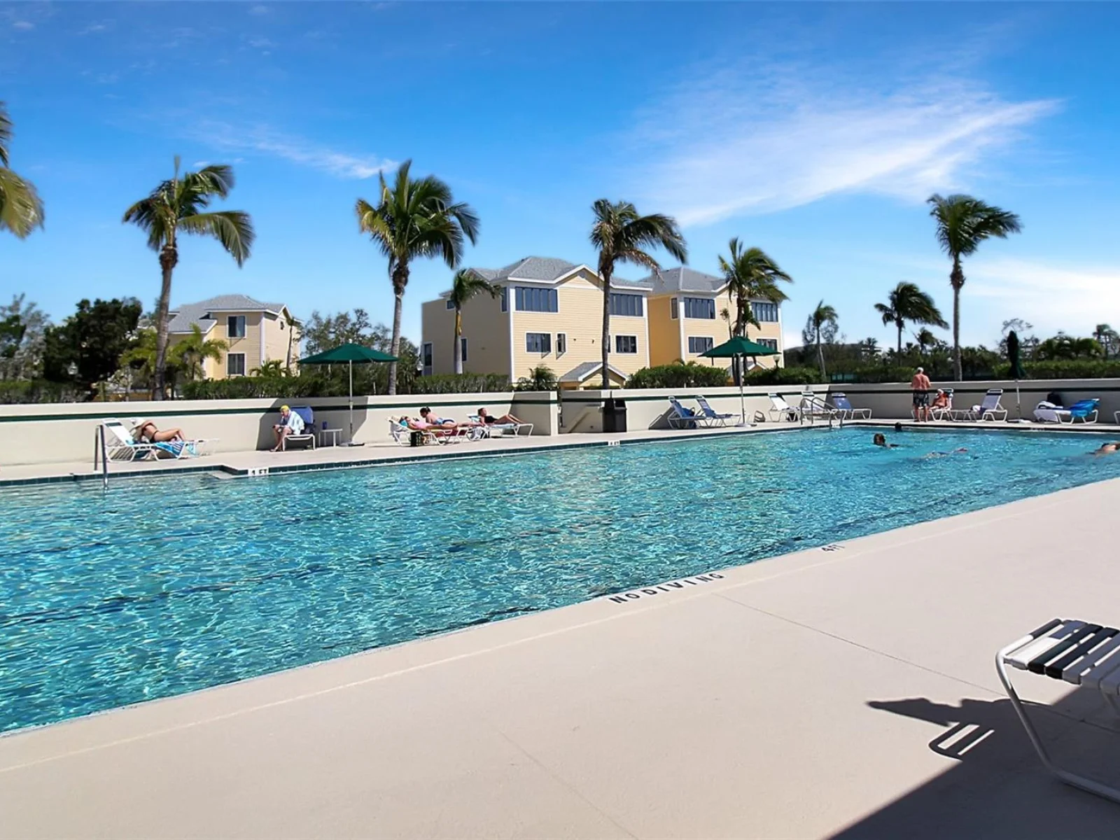 535 FOREST WAY, LONGBOAT KEY, FL — photo 57
