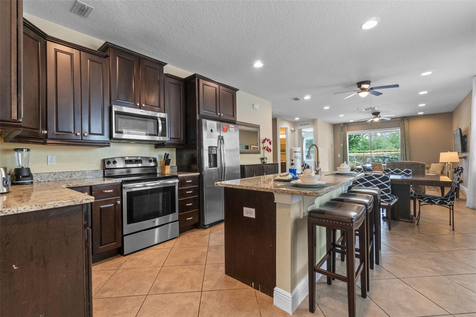 551 LASSO DR, KISSIMMEE, FL — photo 4