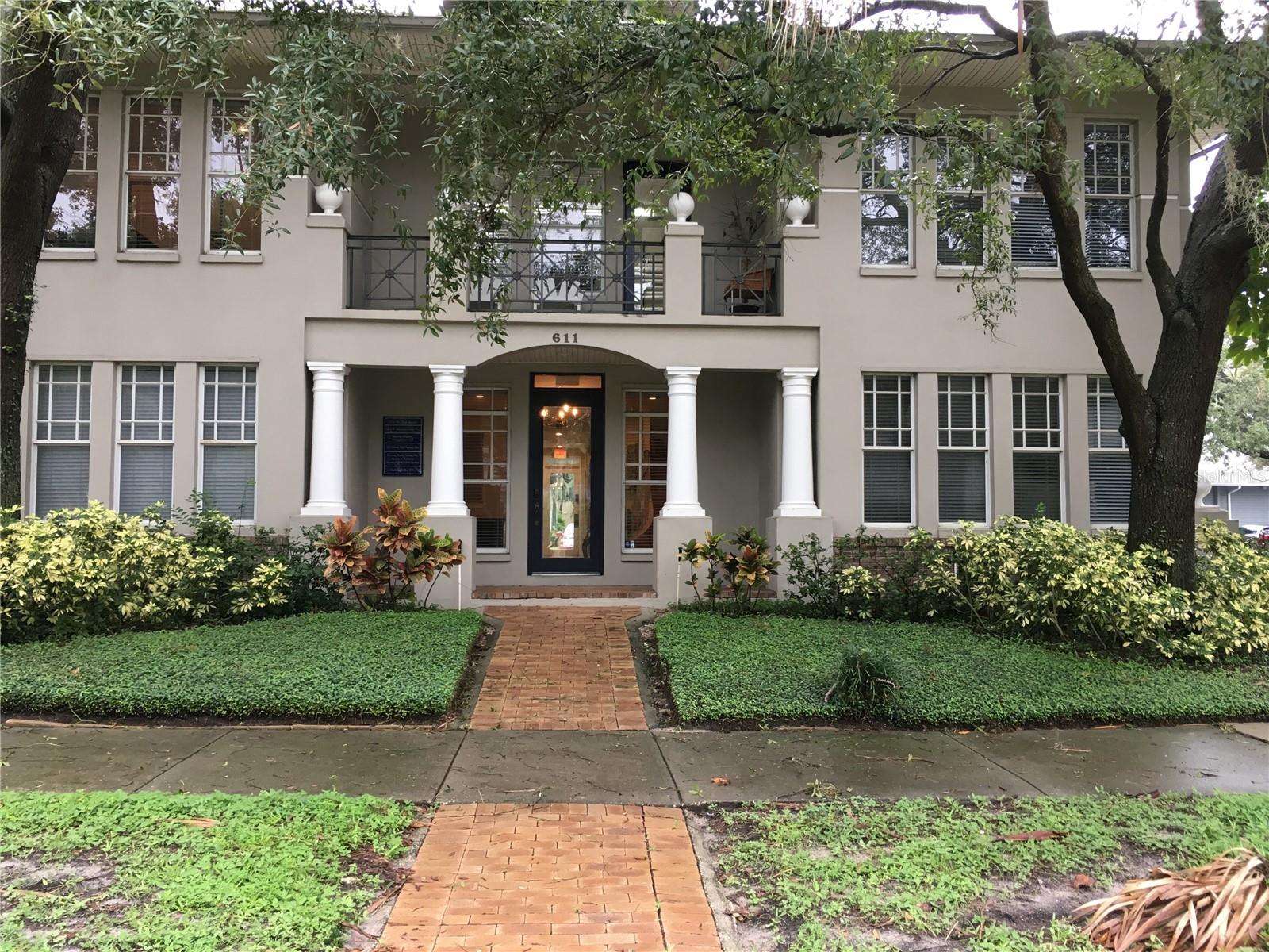 611 W BAY ST, TAMPA, FL — photo 2