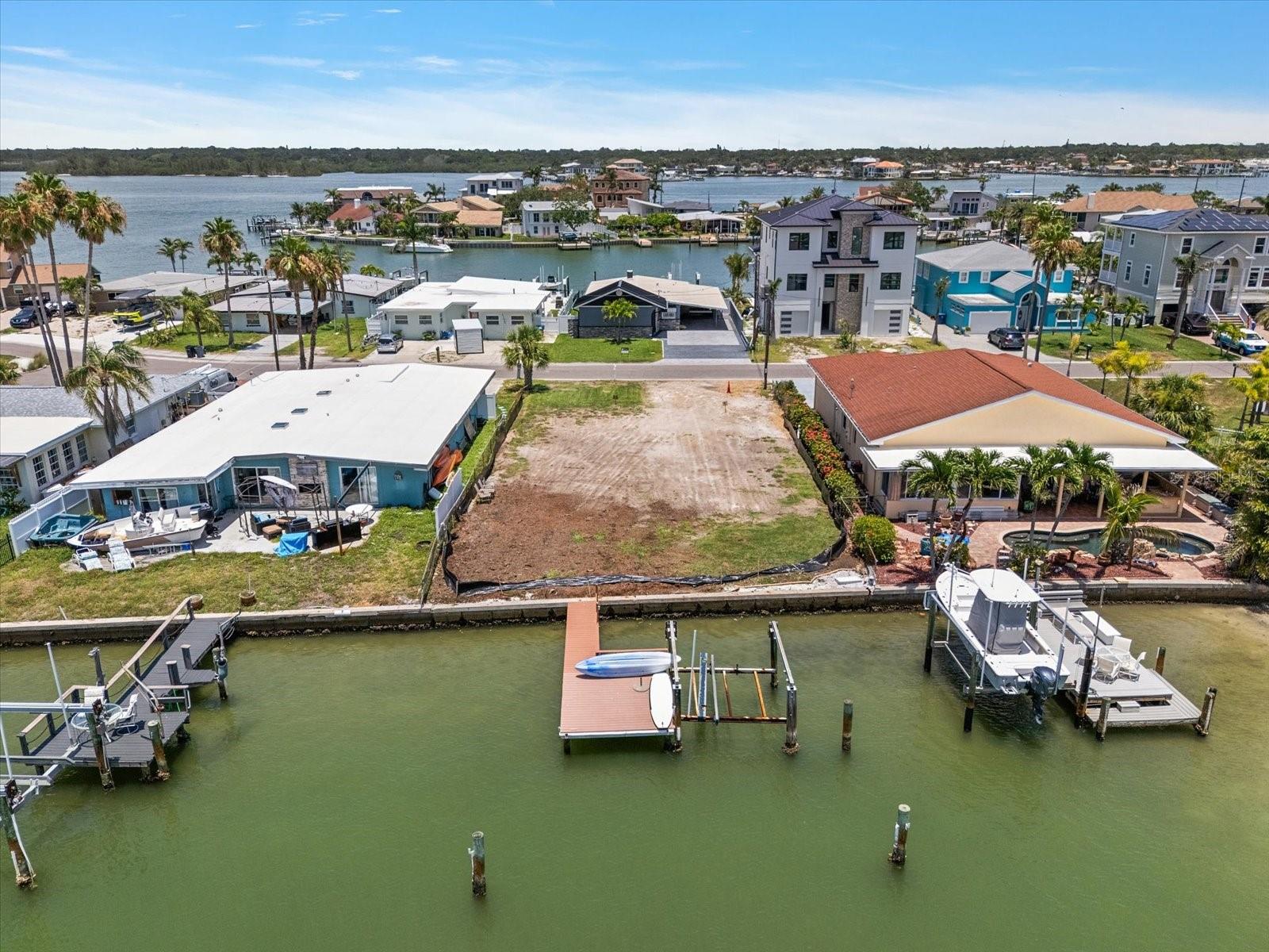 16106 5TH ST E, REDINGTON BEACH, FL