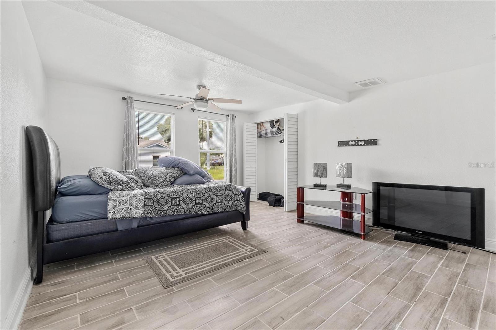 6426 S HIMES AVE, TAMPA, FL — photo 10