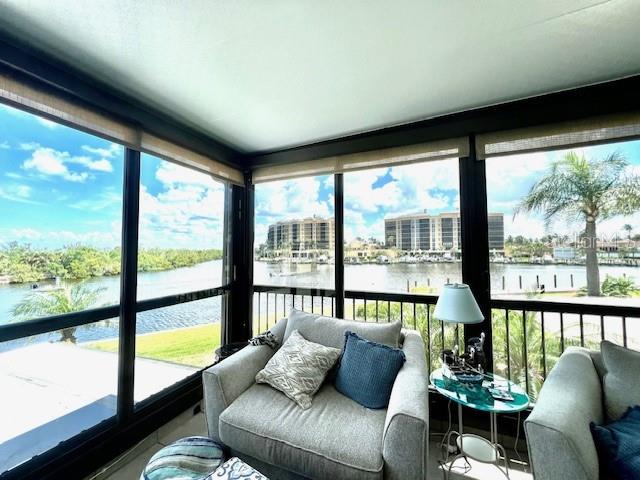 3270 SOUTHSHORE DR #72B, PUNTA GORDA, FL — photo 2