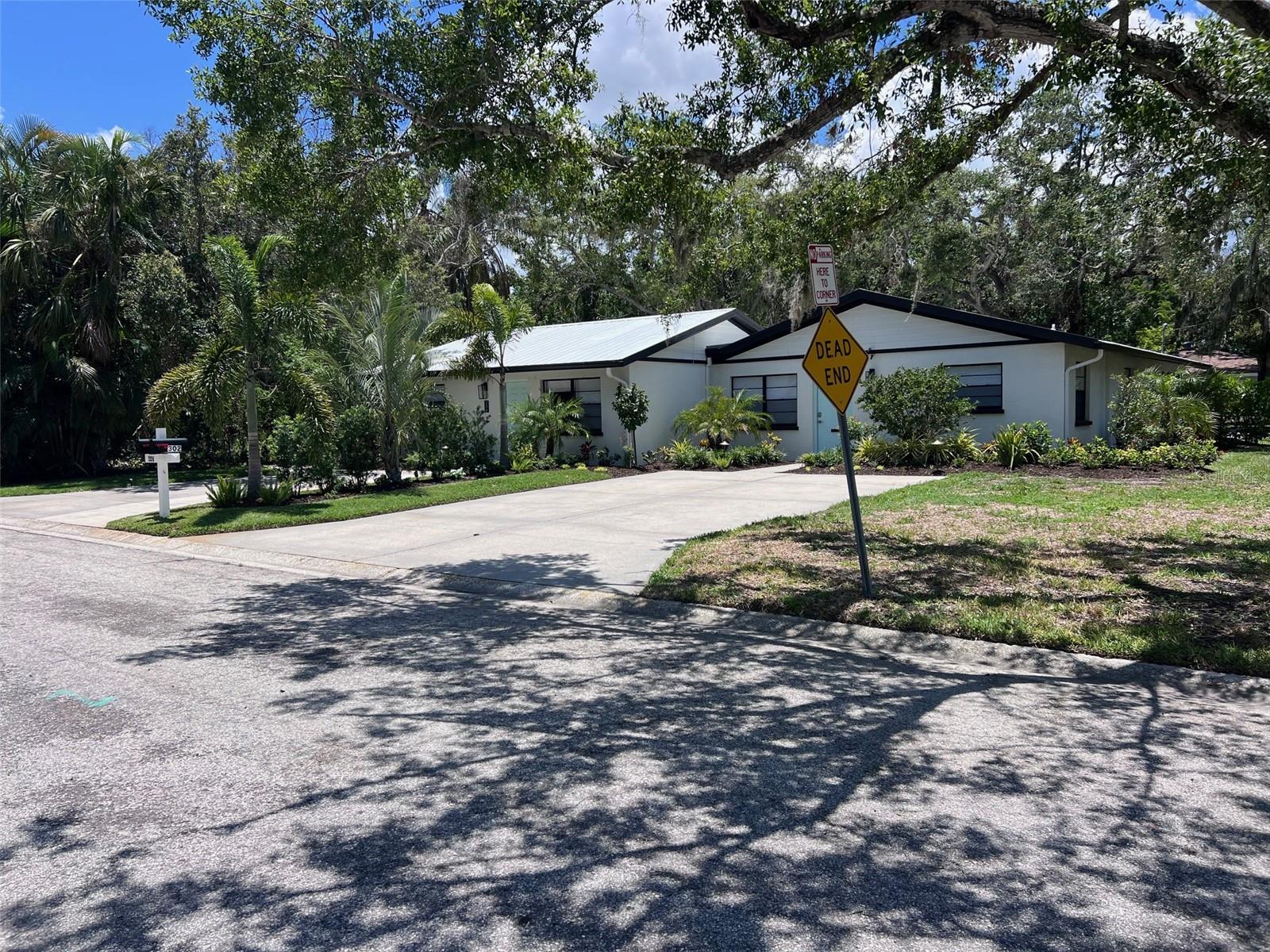 1840 3RD AVE E, BRADENTON, FL — photo 3