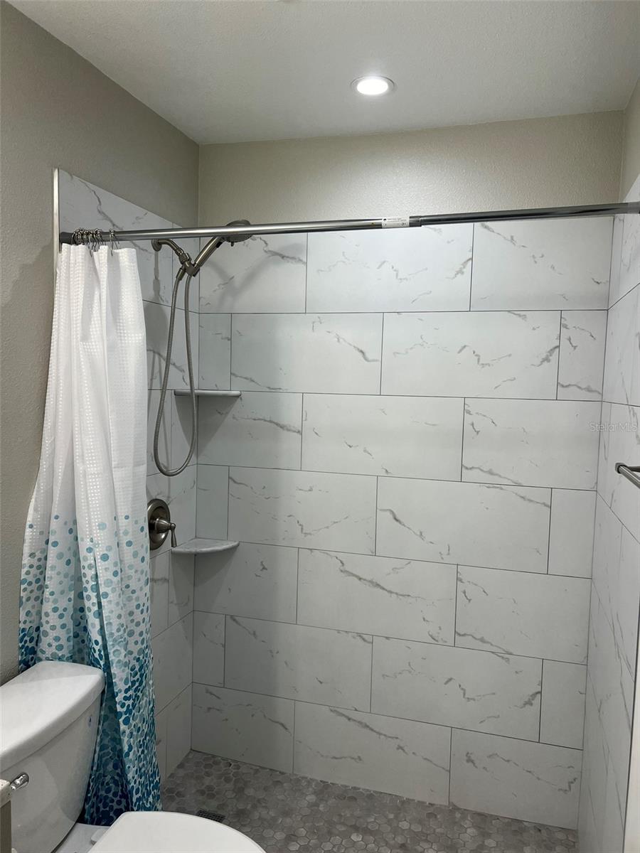 1840 3RD AVE E, BRADENTON, FL — photo 15