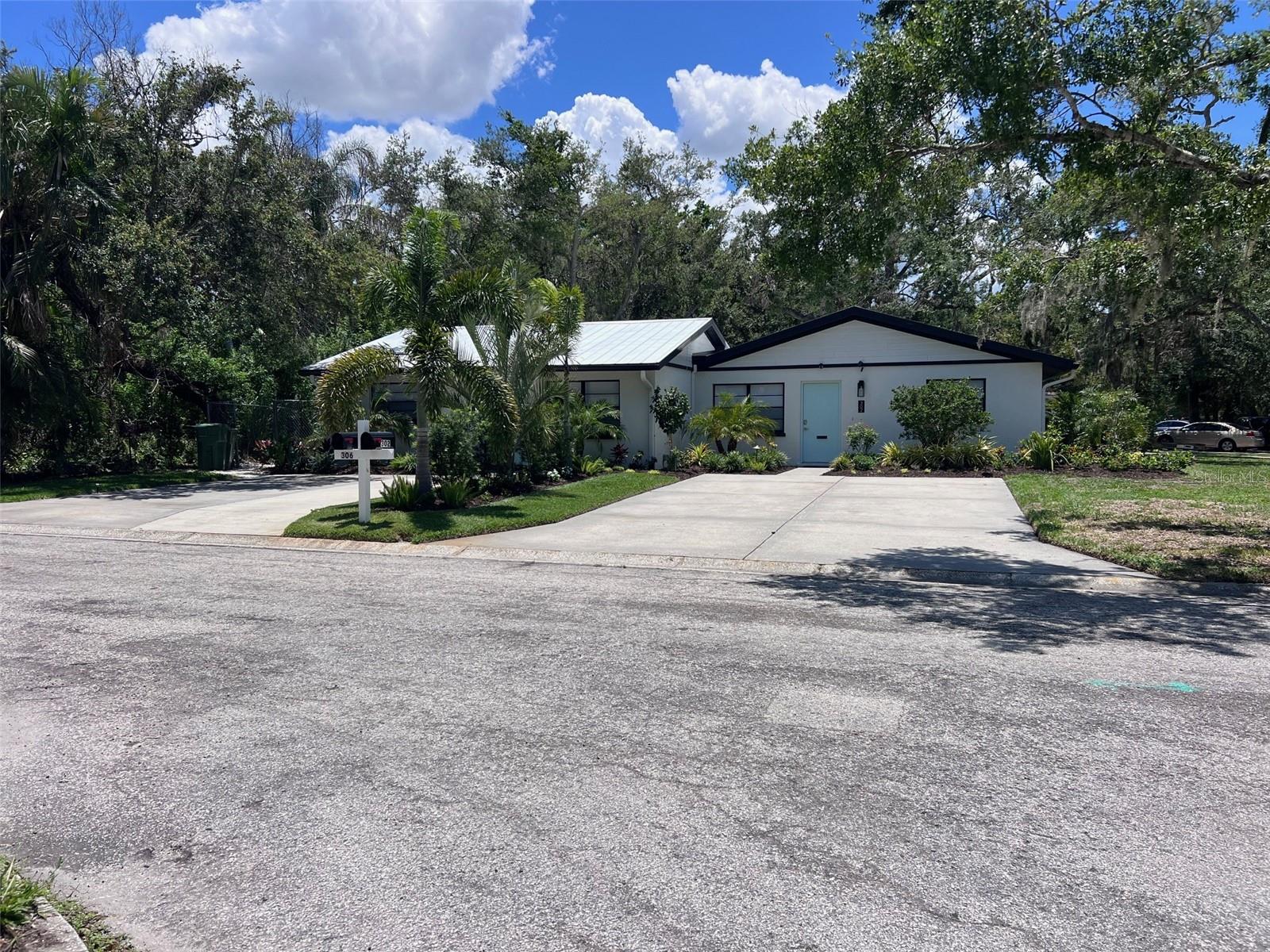 1840 3RD AVE E, BRADENTON, FL — photo 45