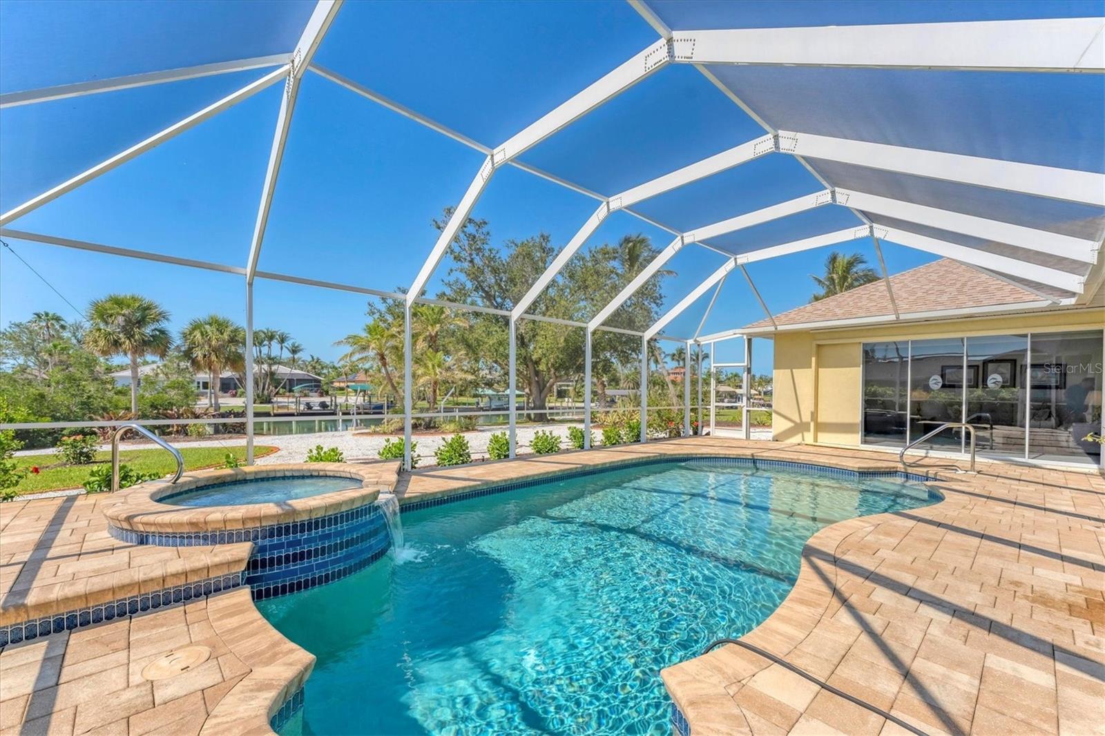 285 SPANIARDS RD, PLACIDA, FL — photo 3