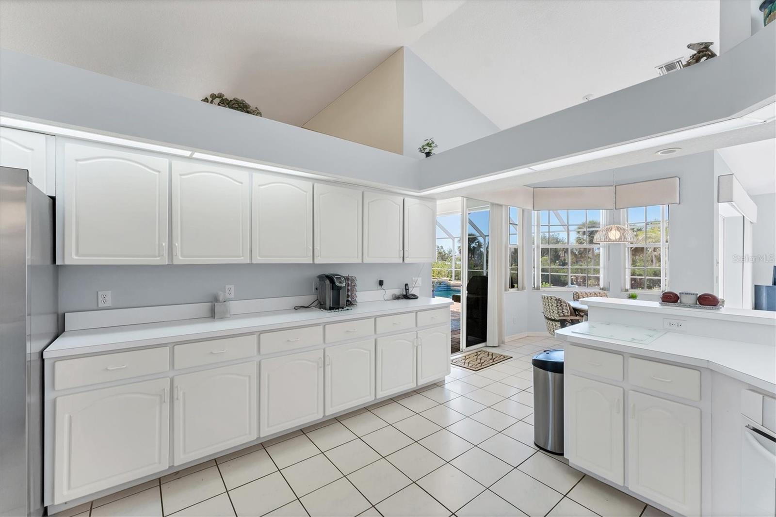 285 SPANIARDS RD, PLACIDA, FL — photo 11
