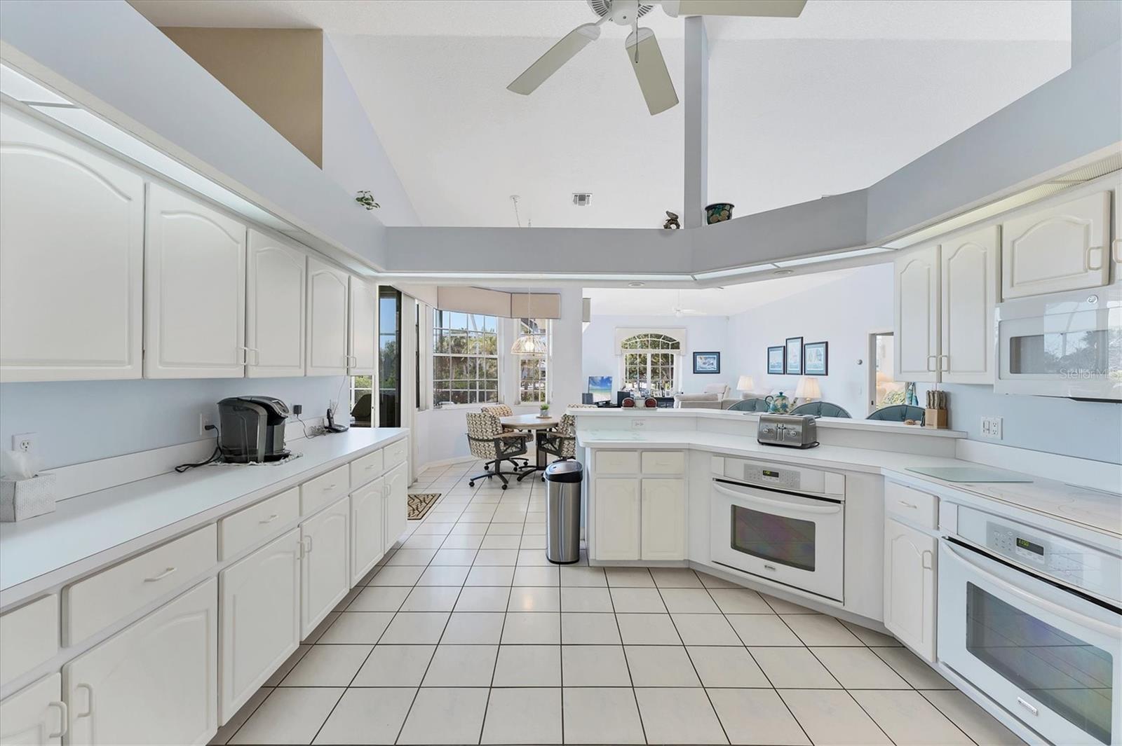 285 SPANIARDS RD, PLACIDA, FL — photo 17