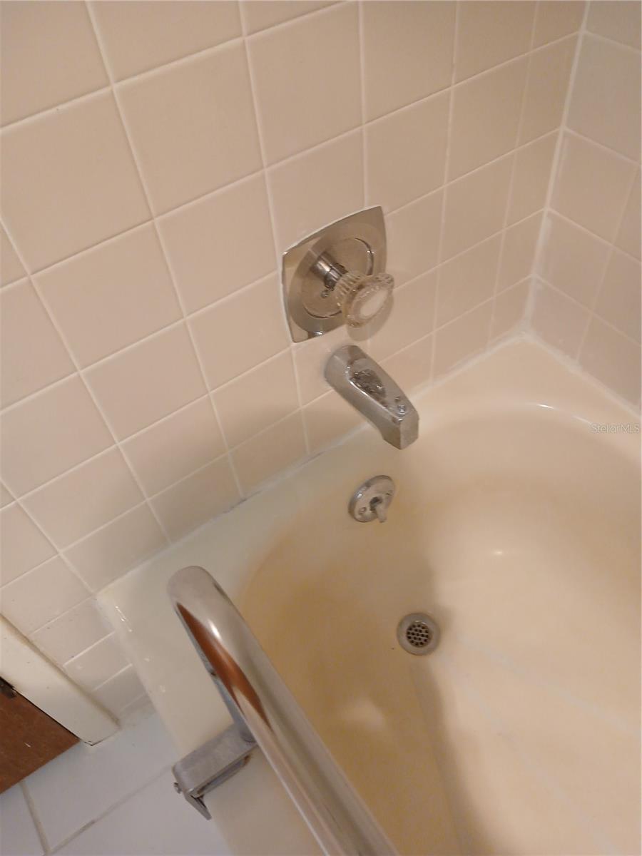 6050 CHESHAM DR #3, NEW PORT RICHEY, FL — photo 15