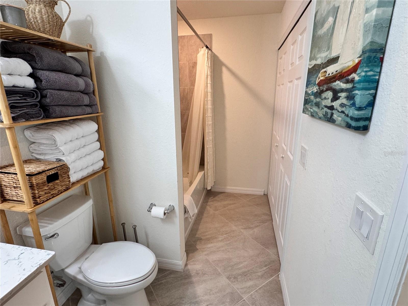 17724 GAWTHROP DR #304, BRADENTON, FL — photo 11