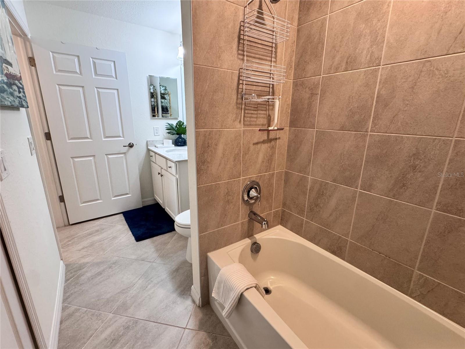 17724 GAWTHROP DR #304, BRADENTON, FL — photo 12