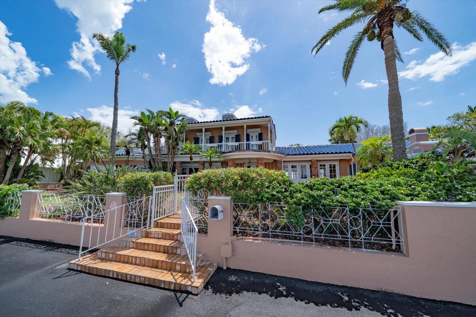 1114 MANDALAY PT, CLEARWATER BEACH, FL — photo 5