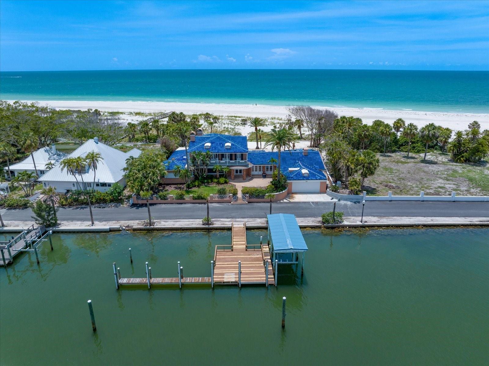 1114 MANDALAY PT, CLEARWATER BEACH, FL — photo 8