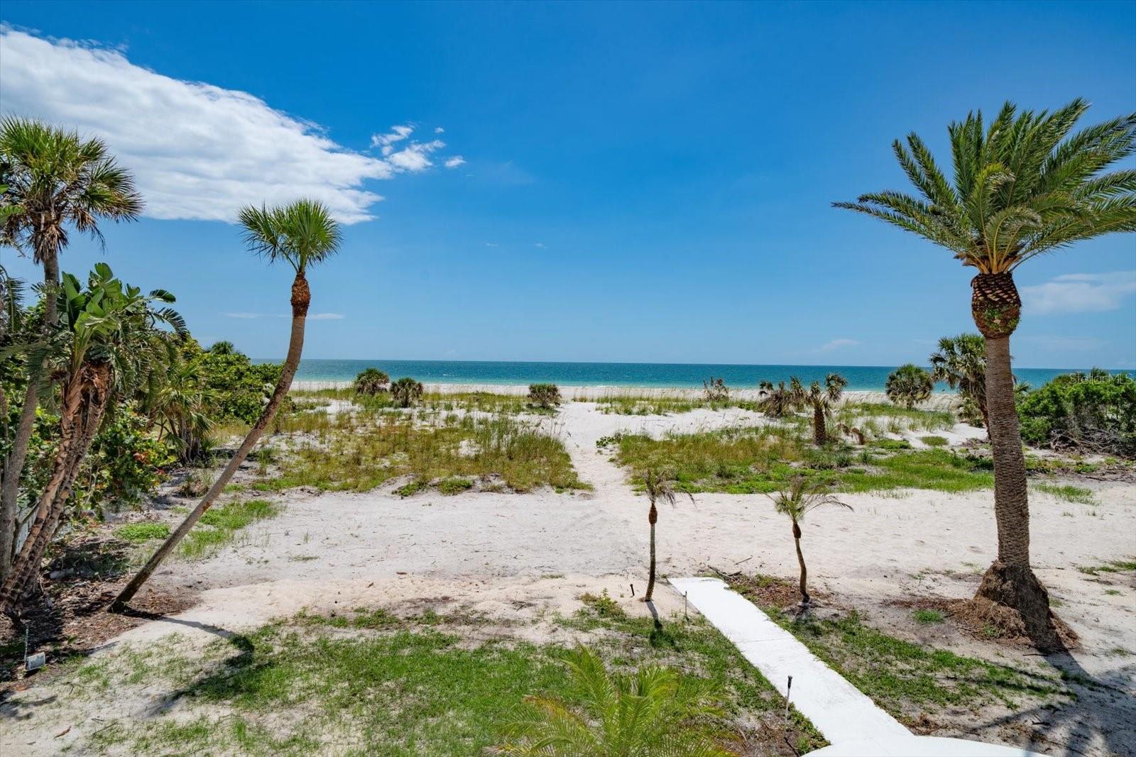 1114 MANDALAY PT, CLEARWATER BEACH, FL — photo 23