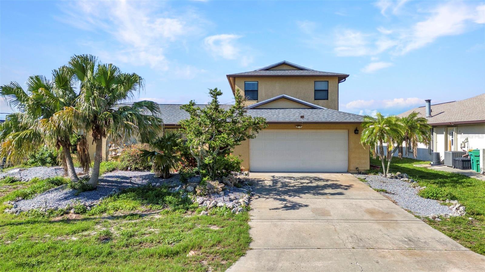 18566 ARAPAHOE CIR, PORT CHARLOTTE, FL — photo 2