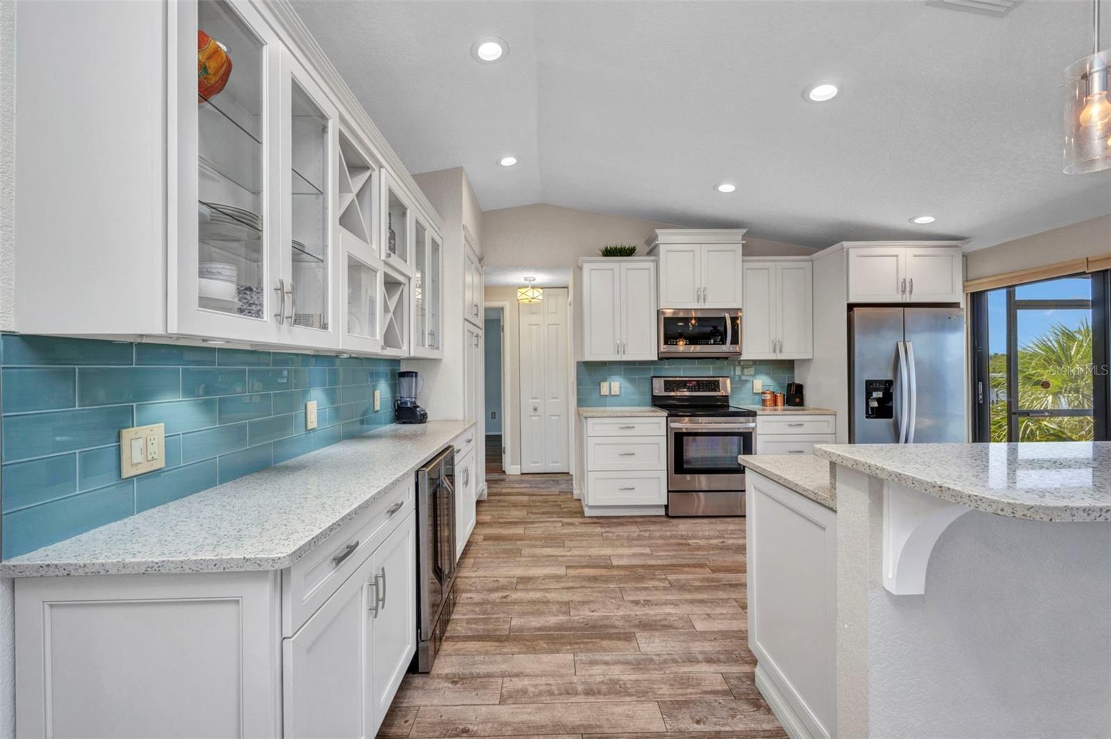 18566 ARAPAHOE CIR, PORT CHARLOTTE, FL — photo 17