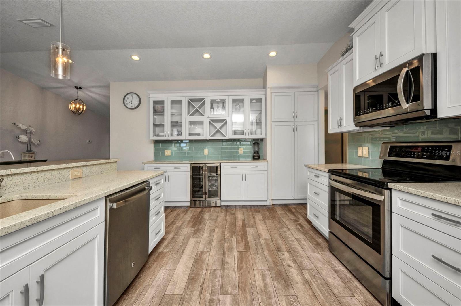 18566 ARAPAHOE CIR, PORT CHARLOTTE, FL — photo 19