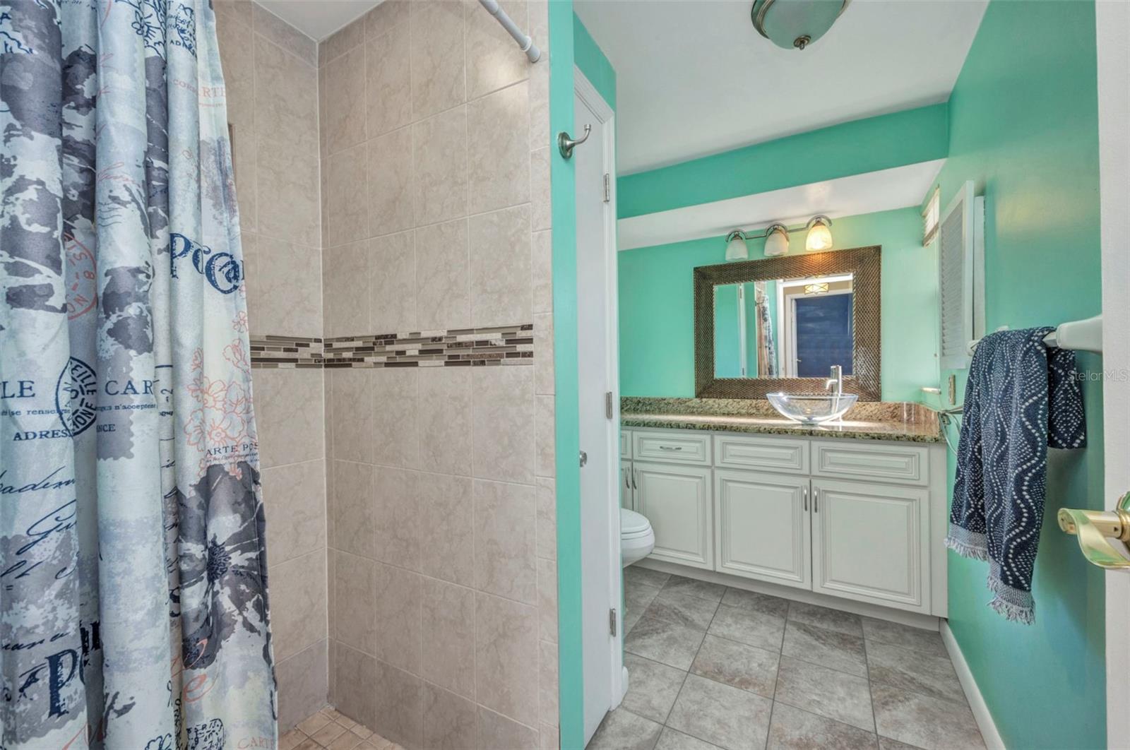 18566 ARAPAHOE CIR, PORT CHARLOTTE, FL — photo 31
