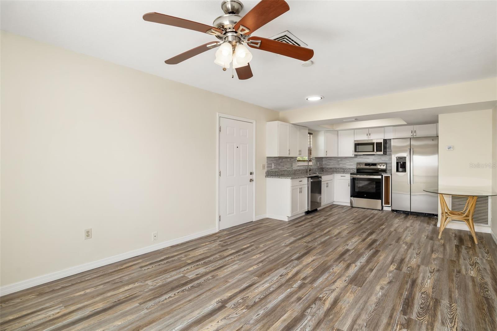 2513 AVENUE B #B, BRADENTON BEACH, FL — photo 23