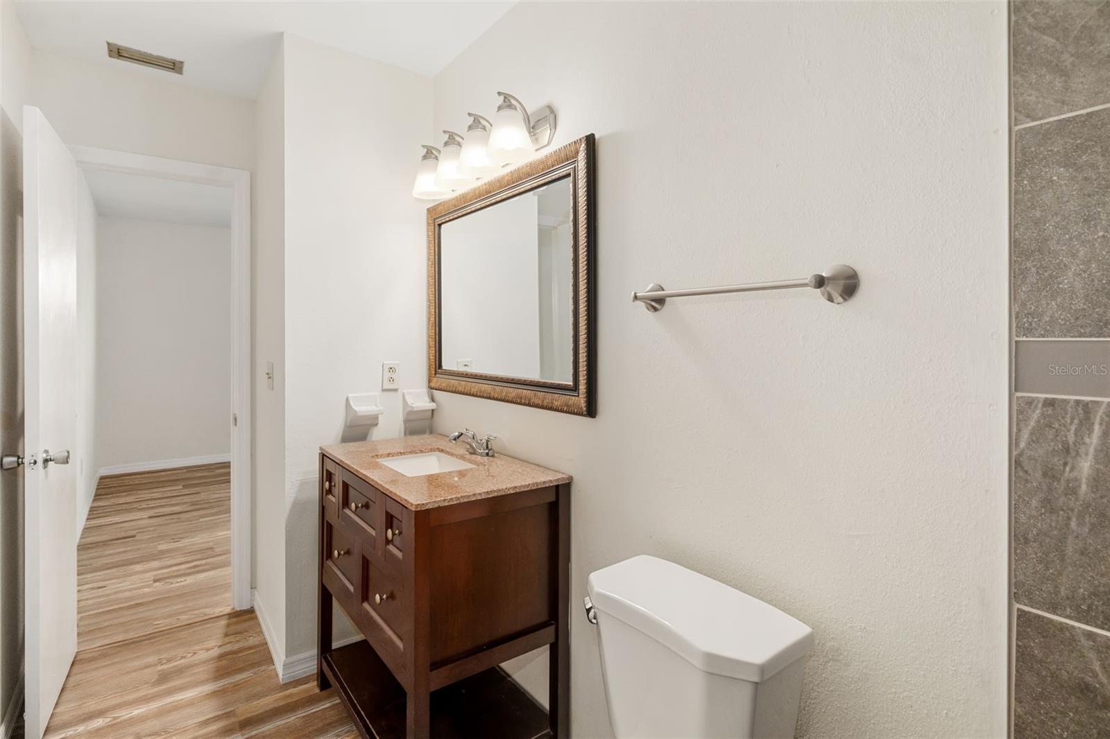 2513 AVENUE B #B, BRADENTON BEACH, FL — photo 27