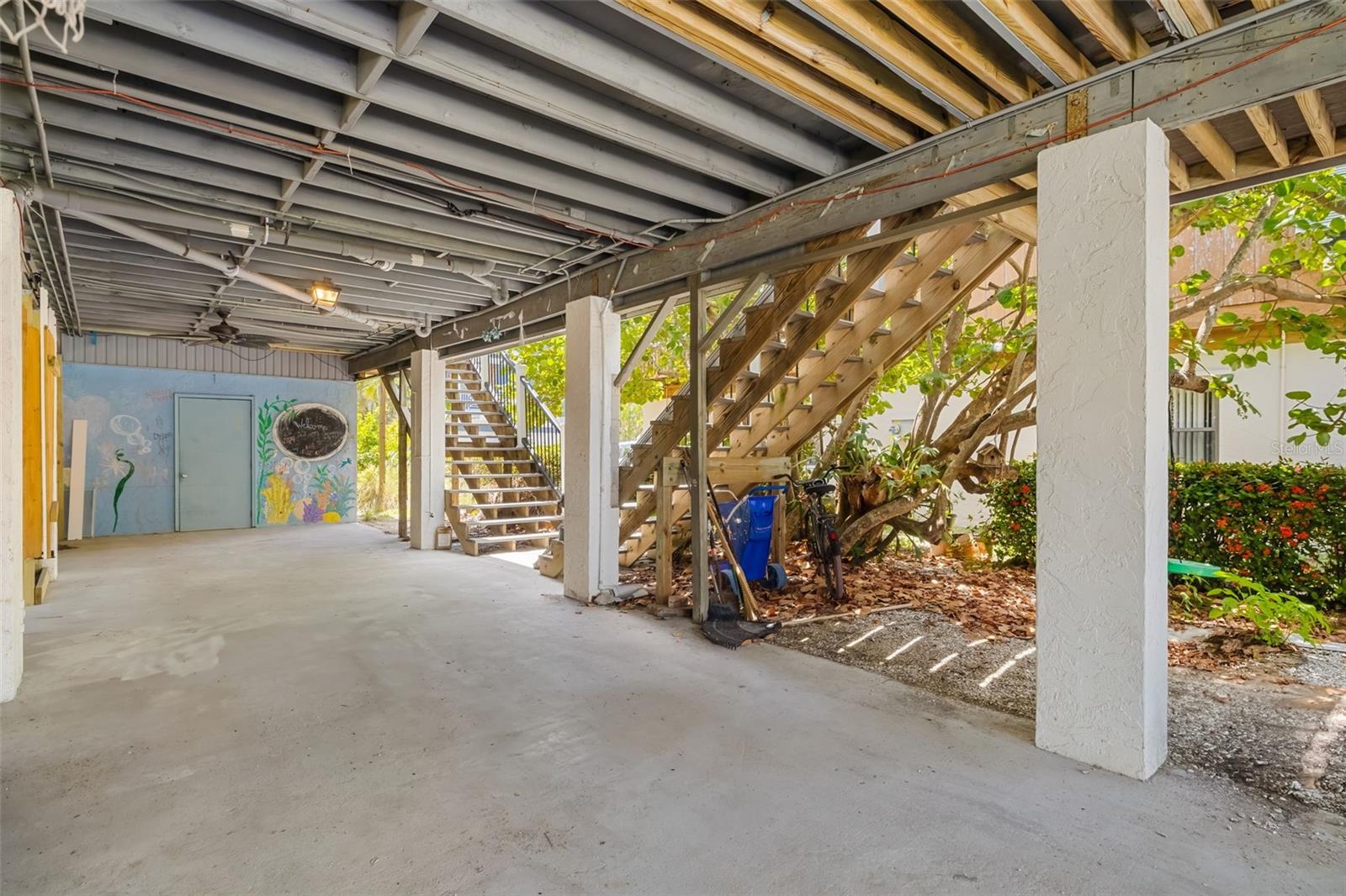 2513 AVENUE B #B, BRADENTON BEACH, FL — photo 12