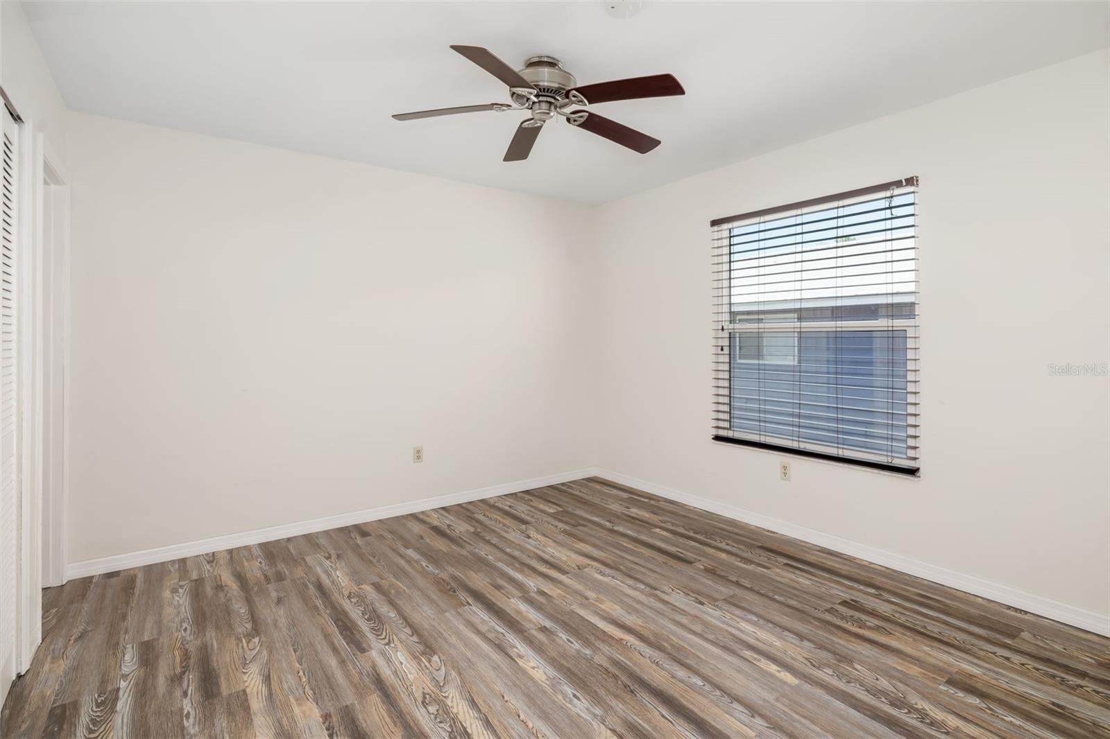 2513 AVENUE B #B, BRADENTON BEACH, FL — photo 29