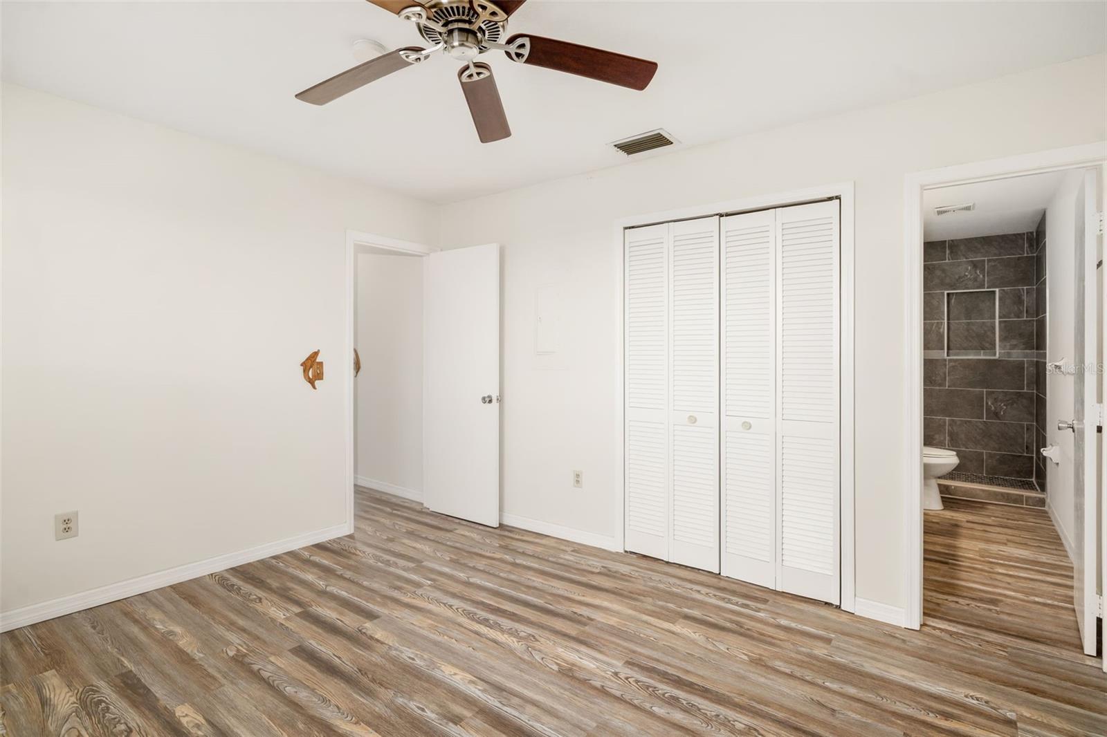 2513 AVENUE B #B, BRADENTON BEACH, FL — photo 30