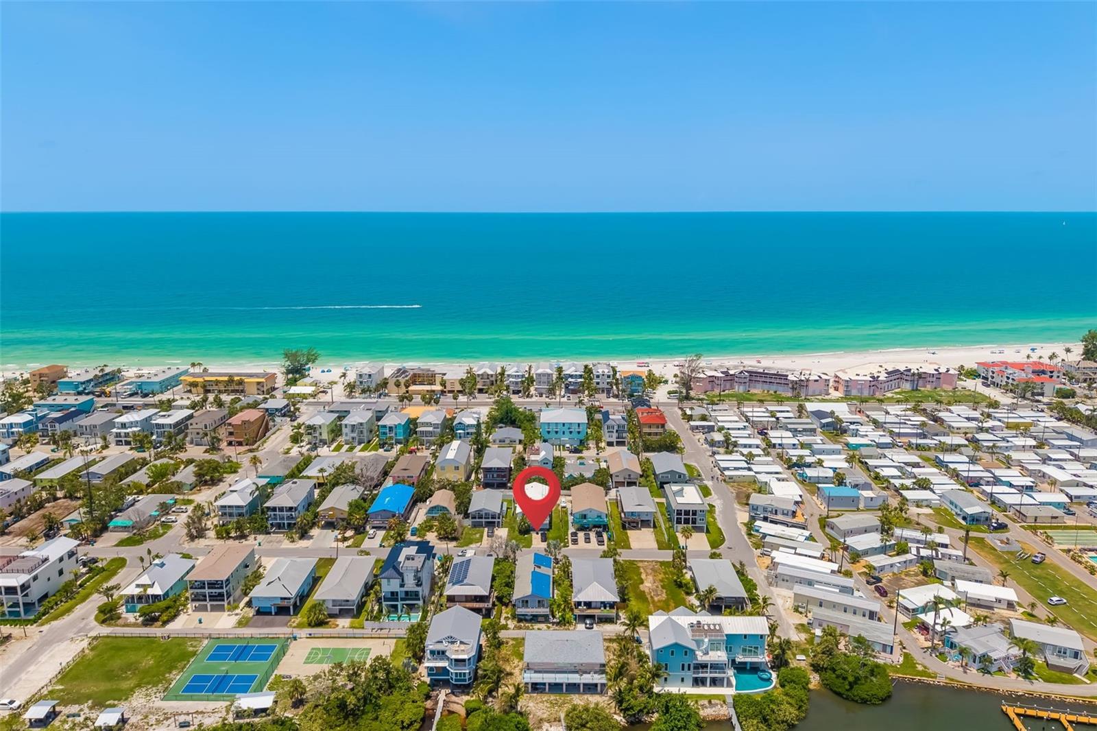 2513 AVENUE B #B, BRADENTON BEACH, FL — photo 2