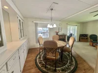 424 HAWTHORNE BLVD — photo 8